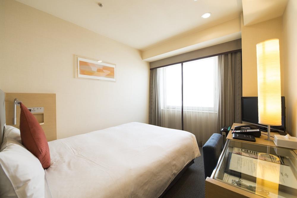 Hotel Jal City Kannai Yokohama Йокогама Экстерьер фото
