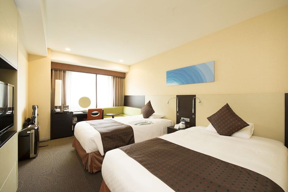 Hotel Jal City Kannai Yokohama Йокогама Экстерьер фото